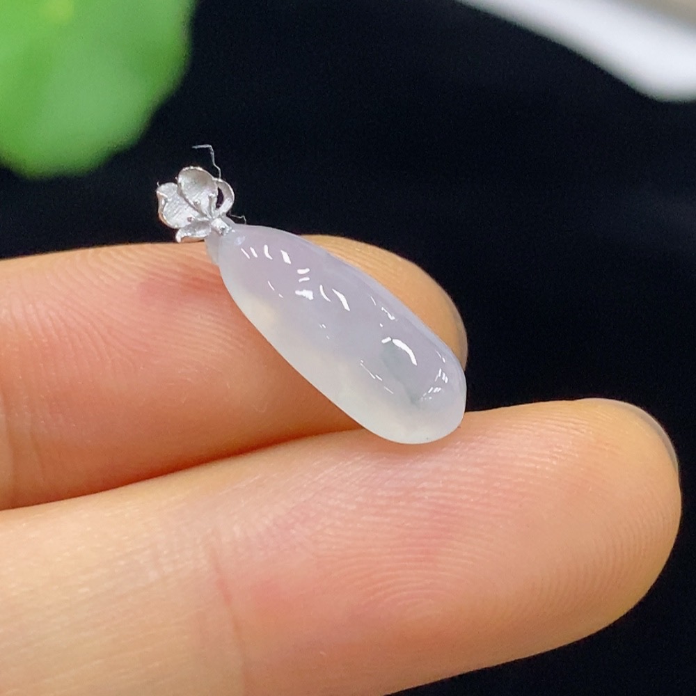 F34044779 Jadeite Fu Dou Pendant 18k Total Weight Approx. 0.79g