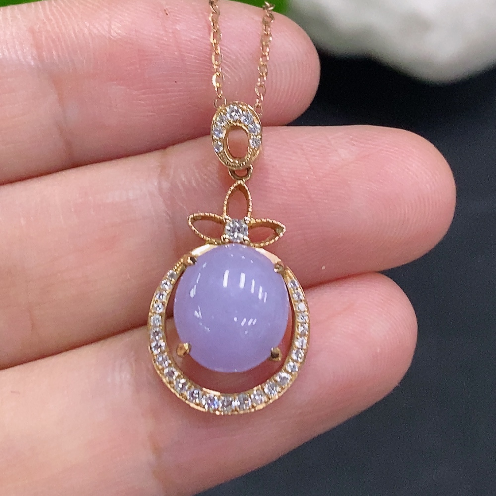 F32801708 Jadeite Cabochon Pendant with 18K Gold and Diamond Accents, Total Weight Approx. 3.7g (Including Chain)