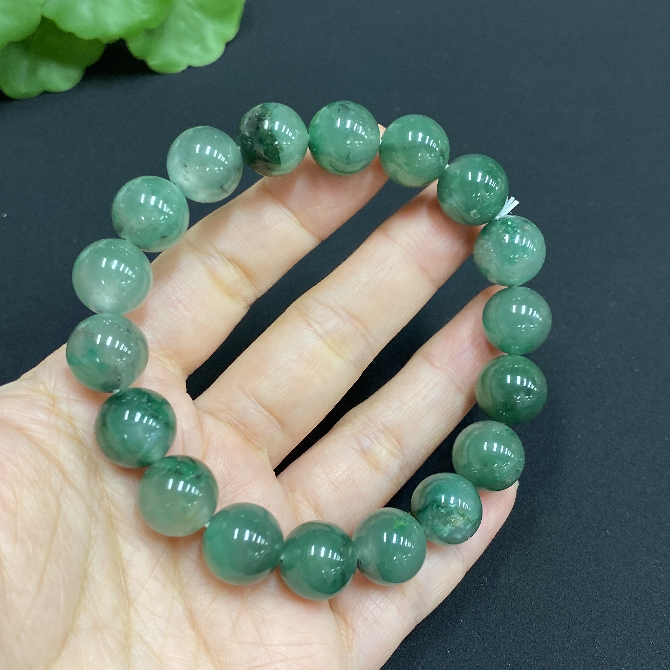 H34970747 African Emerald (Dulong Jade)