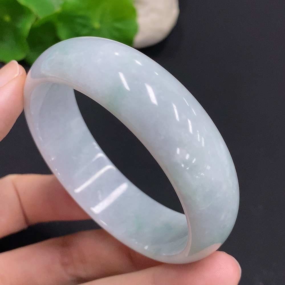 F30513919 Jadeite Round Bangle Total Weight Approx. 56.5g Size 56
