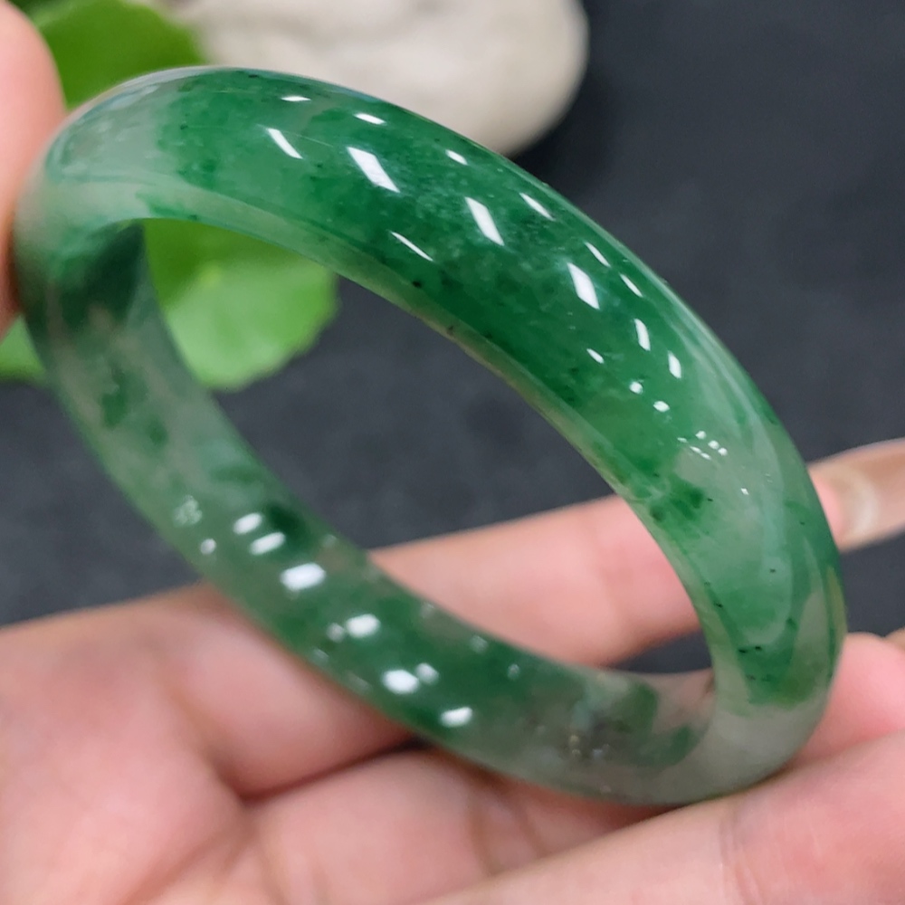 H32751918 African Emerald (Dulong Jade) Round Bracelet Size 55.2 Total Weight Approx. 36.1g