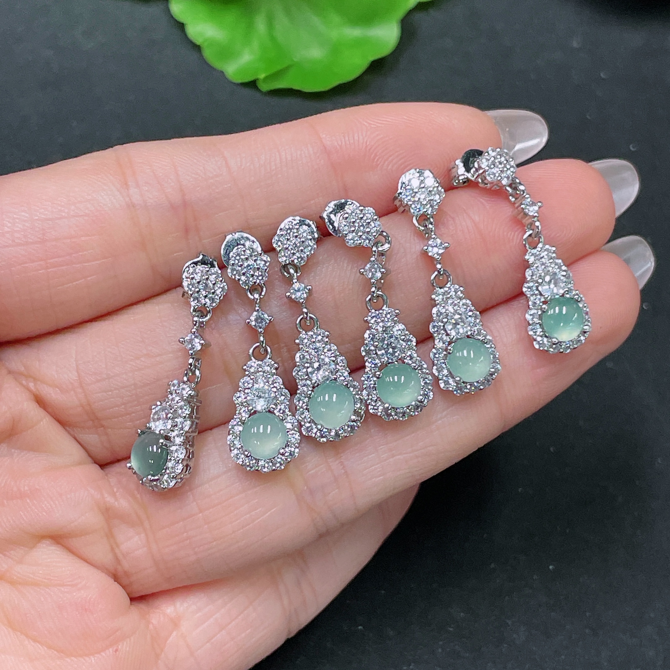 F35104035 Jadeite Inlaid Earrings Non-Gold Sell as a Lot