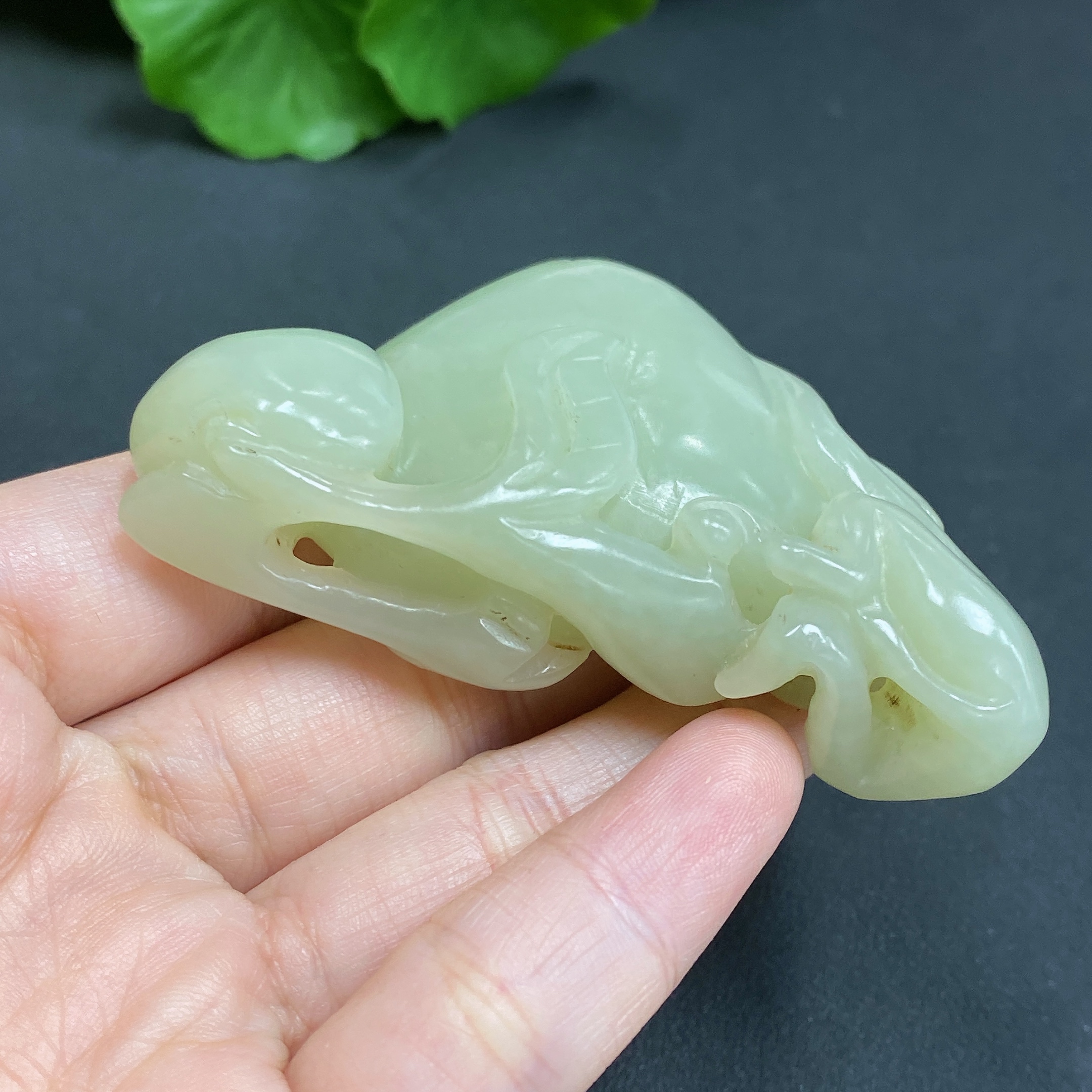 H17865316 Hetian Jade Handheld Carving - Monkey Offering Longevity