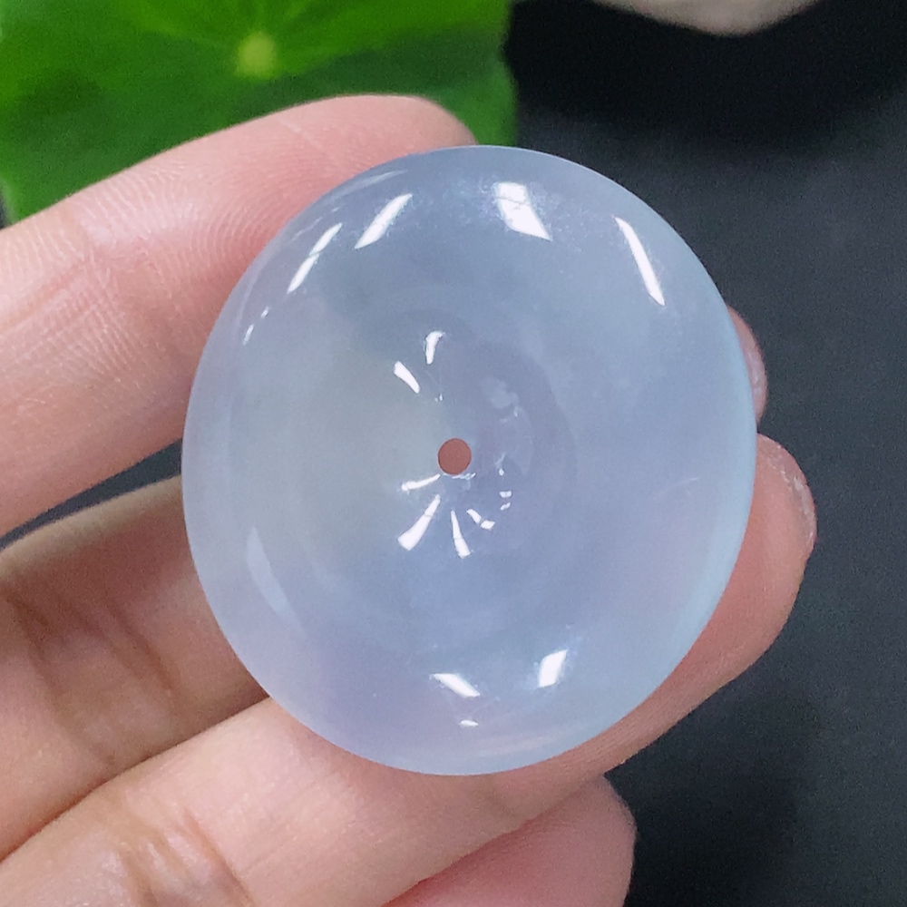 F35088486 Jadeite Pendant Peace Knot, Total Weight Approx. 9.53g