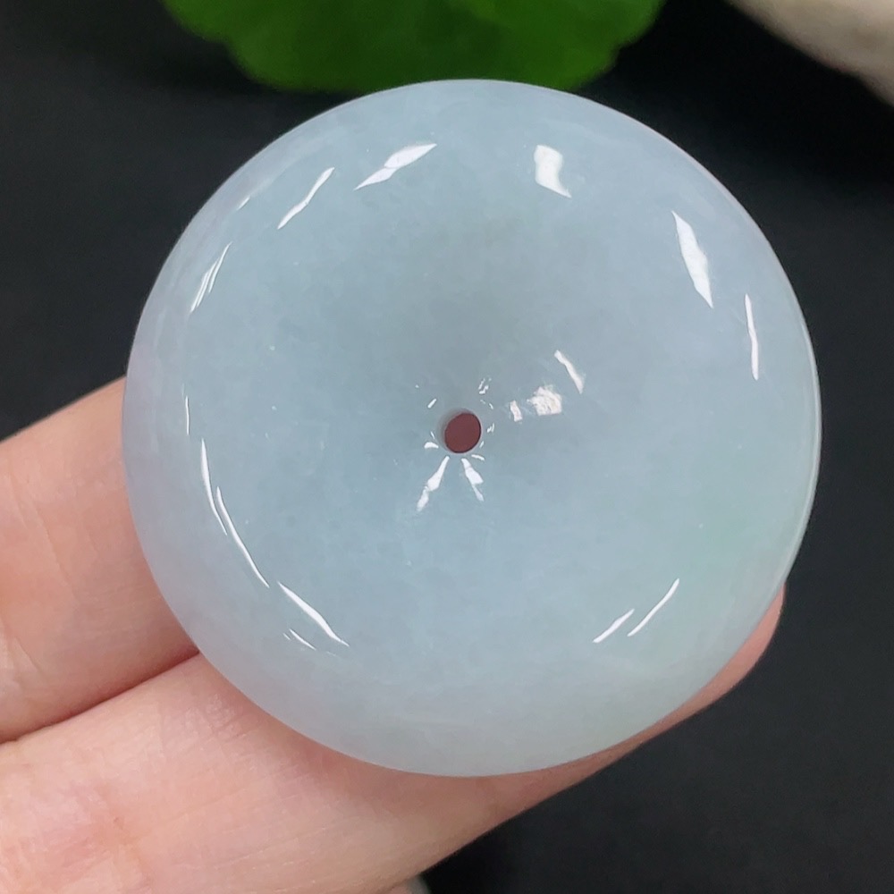 F31675405 Jadeite Safety Buckle Pendant, Total Weight Approximately 20.3g