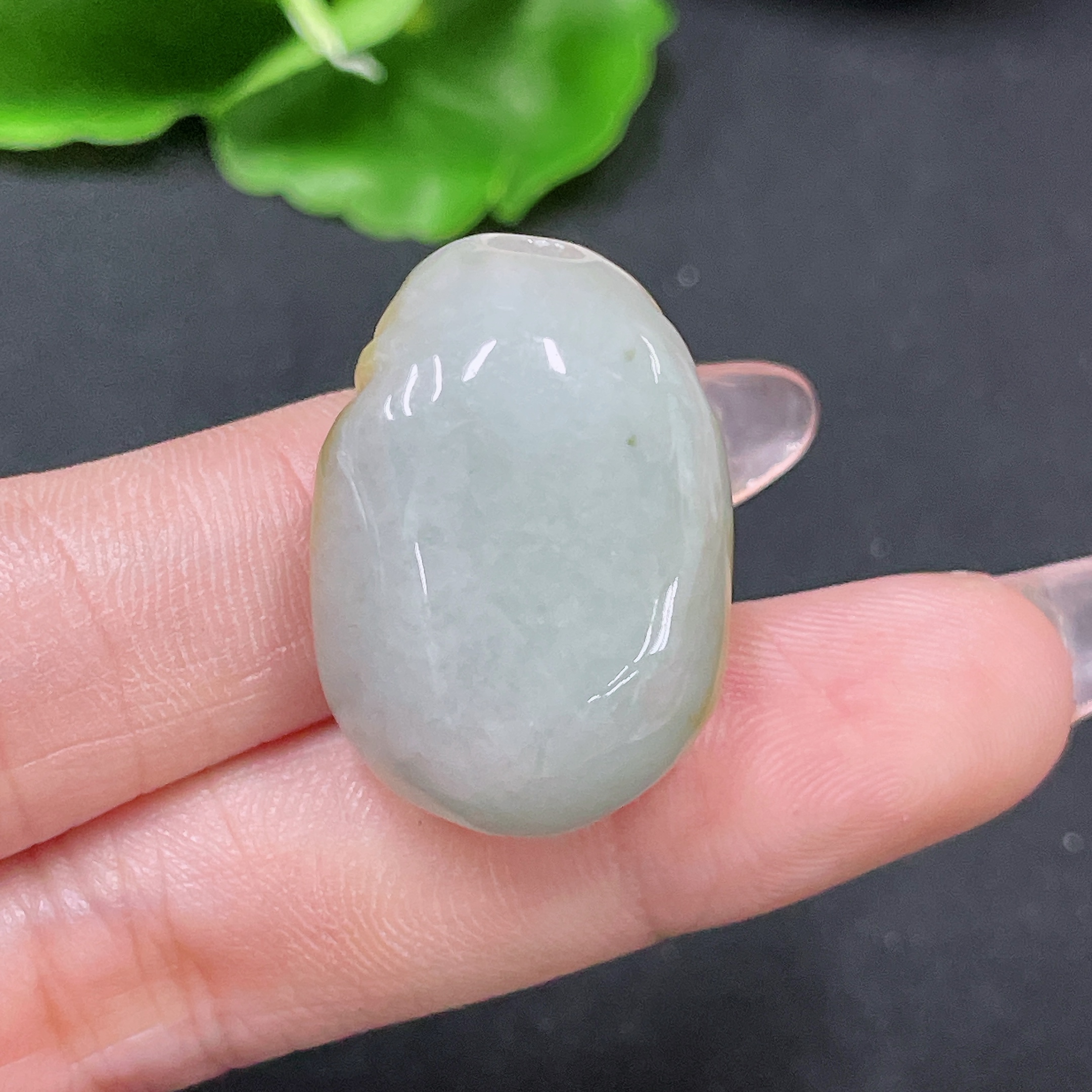F34021513 Jadeite Pendant Yellow Color Origin Undetermined Contains Color Polishing Powder Total Weight Approximately 12.9g
