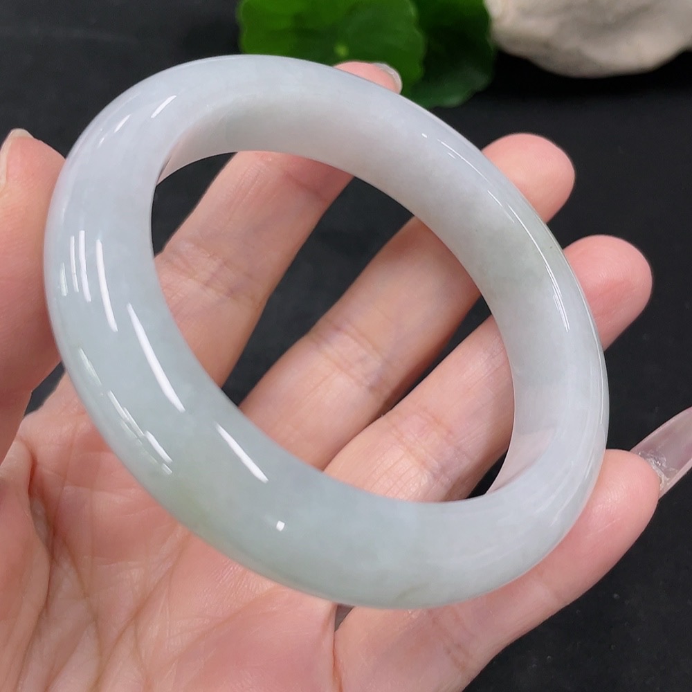 F35129130 Jadeite Round Bangle Size 53 Total Weight Approx. 58.87g