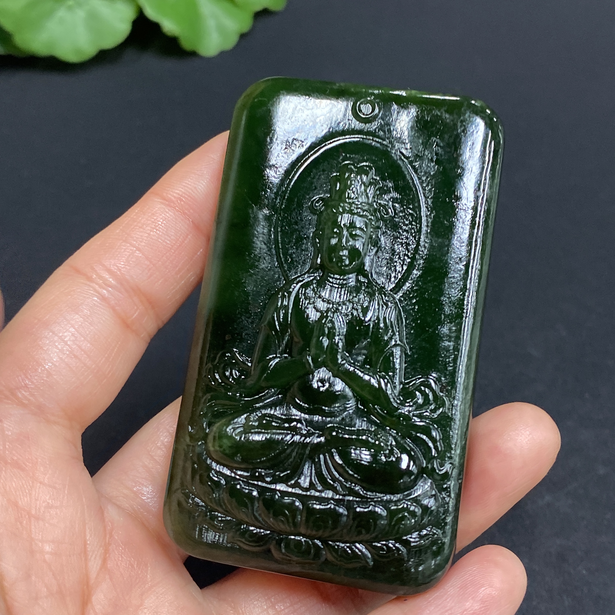 H28282070 Hetian Jade Pendant Guanyin Total Weight Approx. 88.4g