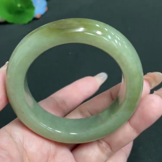 H32804672 Hetian Jade Round Bracelet, Size 53.6, Total Weight Approx. 88.4g
