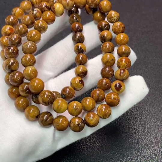 C34006606 Amber and Beeswax Bead Strand, Total Weight Approx. 31.71g, Size About 8.8mm