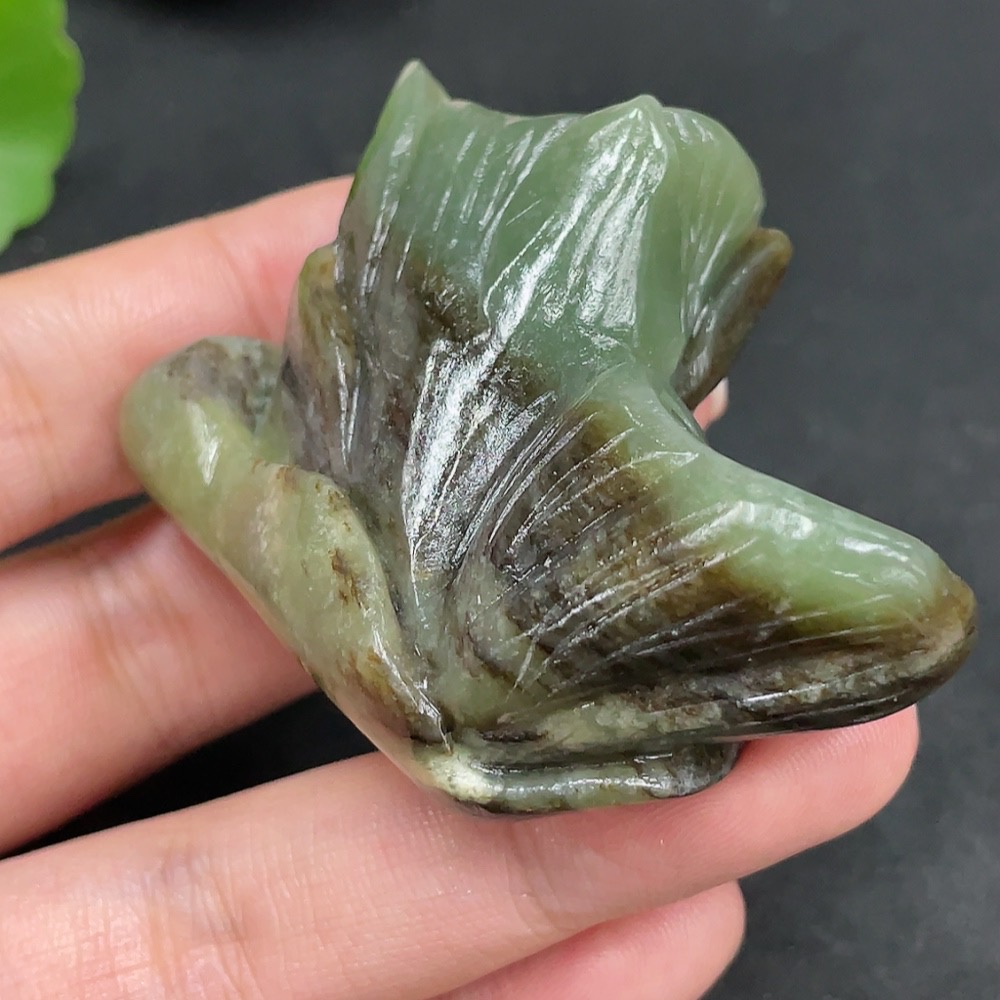 H30562392 Hetian Jade Ornament Lotus Pod Undetermined Skin Color Formation Total Weight Approx. 76.4g