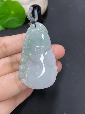 F46615904 翡翠如意挂件 货品总重量约16.8克（含绳重）