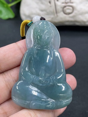 F41838416 翡翠观音挂件 货品总重约21.3g