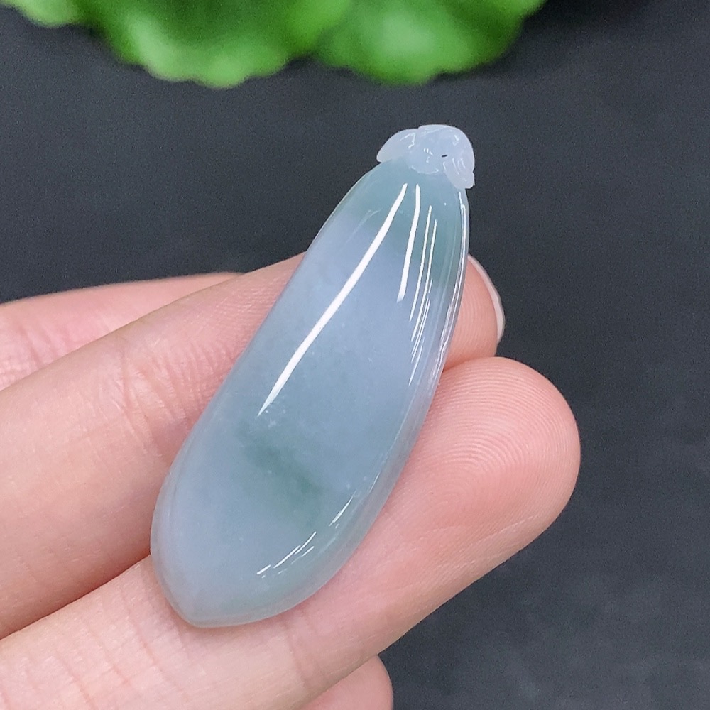 F34968567 Jadeite Fu Gua Pendant, Total Weight Approximately 4.4g