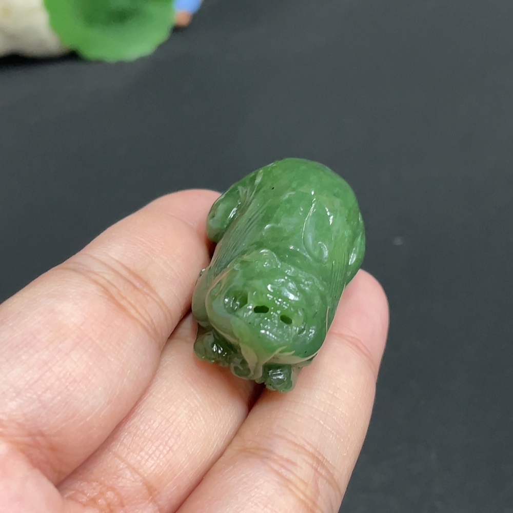 H34972732 Hetian Jade Jasper Pendant, Auspicious Beast, Total Weight Approx. 31g