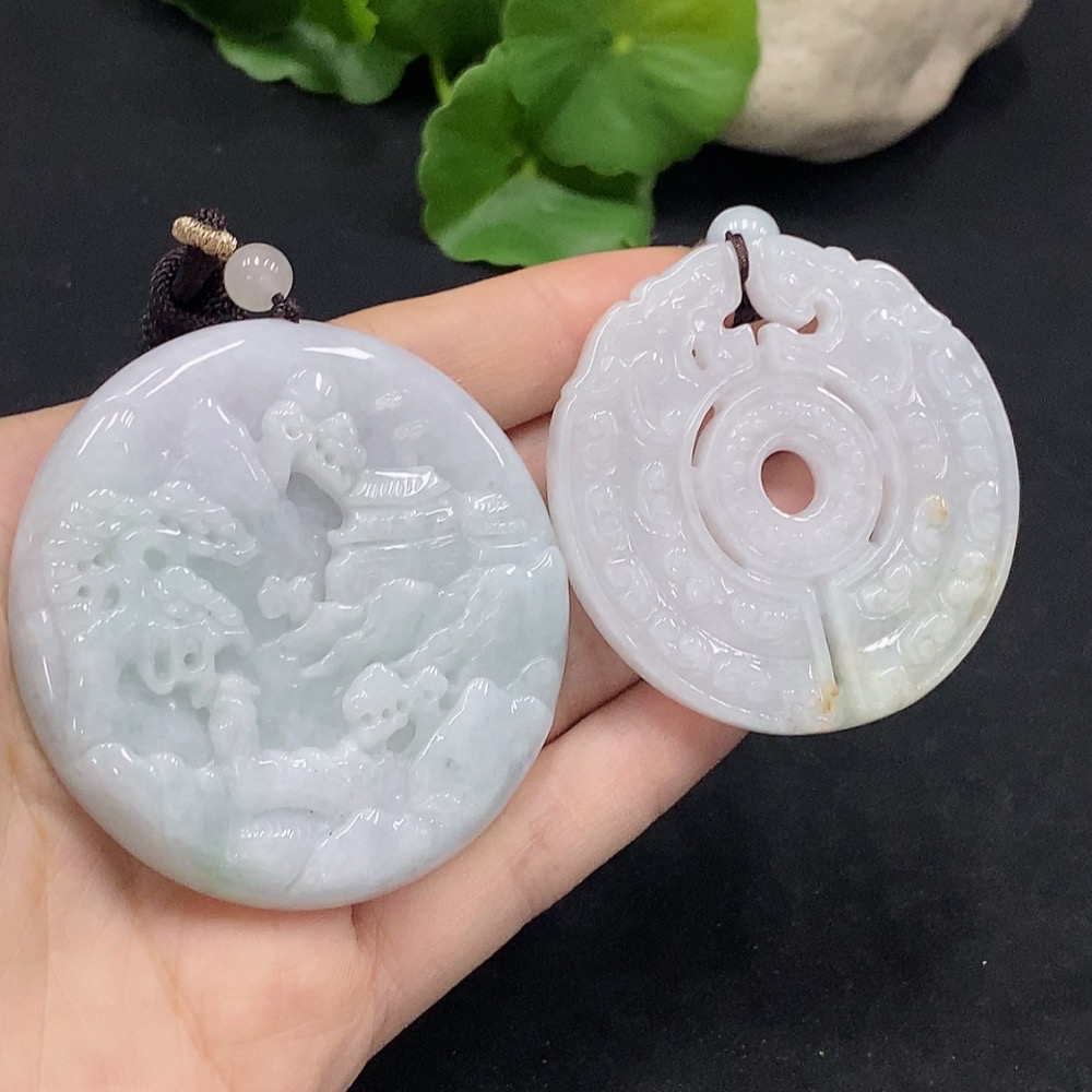 F32729724 Jadeite Pendant