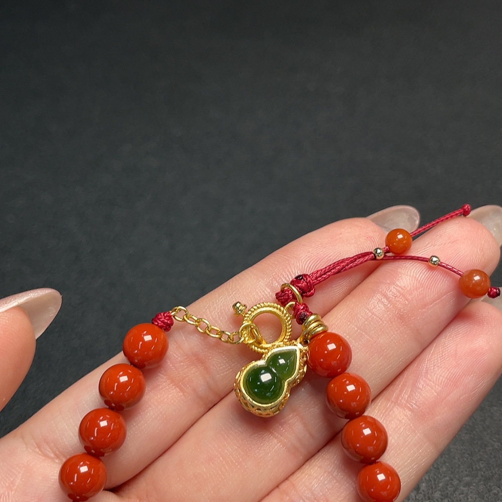 C34951511 South Red Agate Bracelet with Visible Organic Matter, Total Weight Approx. 13.92g, Size 7.3mm, Paired with Jadeite and Hetian Jade, Non-Gold