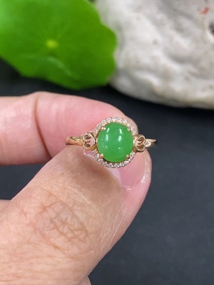 F46525237 翡翠蛋面镶嵌戒指 18k金镶 非钻  10圈口 货品总重约1.82g
