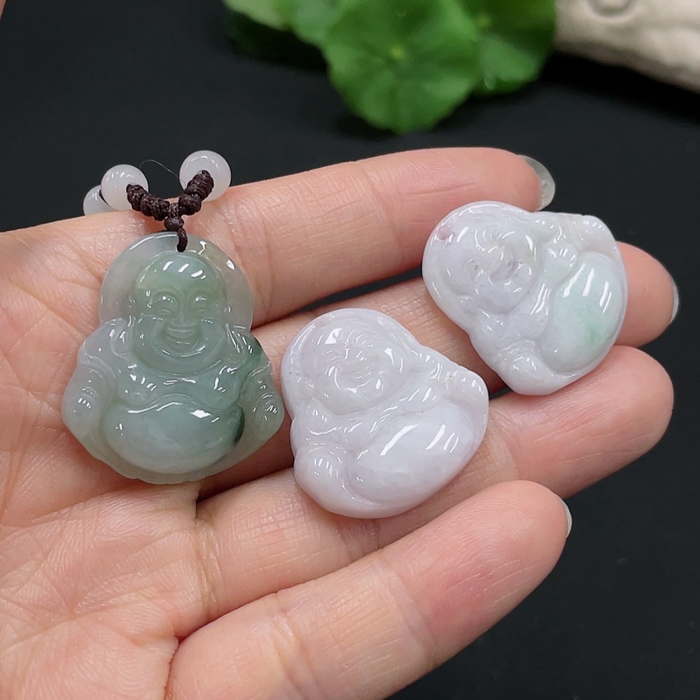 F26031097 JadeiteBuddha Pendant with Non-Grade A Beads