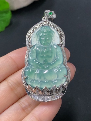 F28181666 Jadeite Guanyin Pendant Total Weight Approx. 17.2g (Non-Gold-Inlaid)