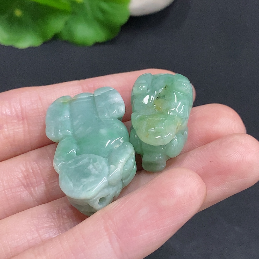 F35078833 Jadeite Pendants Sell as a Lot