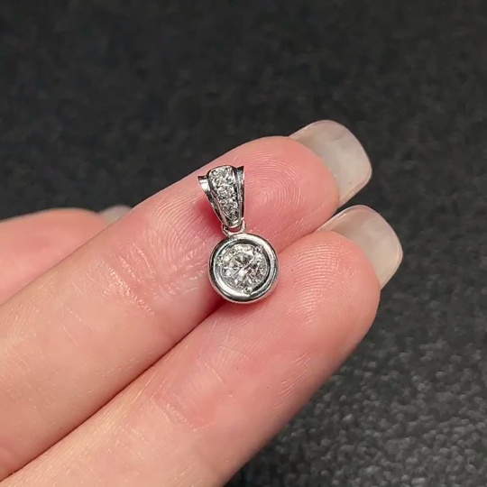 Z35181743 Diamond Pendant No Inscription Gold Content Tested PT90% Total Weight Approx. 1.67g