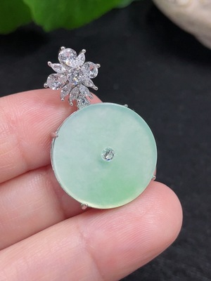F33827004 Jadeite Inlaid Pendant Non-Gold Inlaid Total Weight Approx. 3.46g