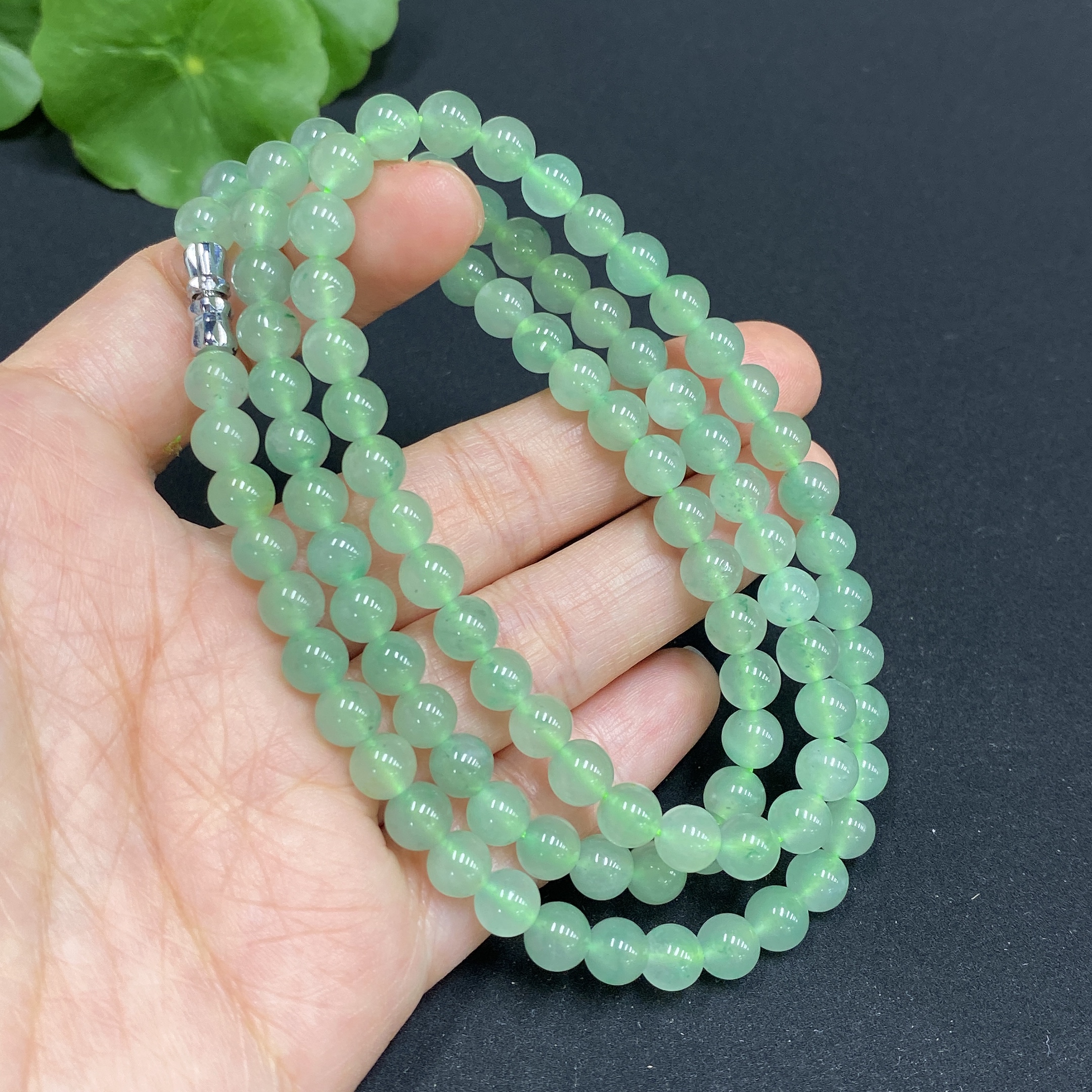 H32760057 African Emerald (Dulong Jade)