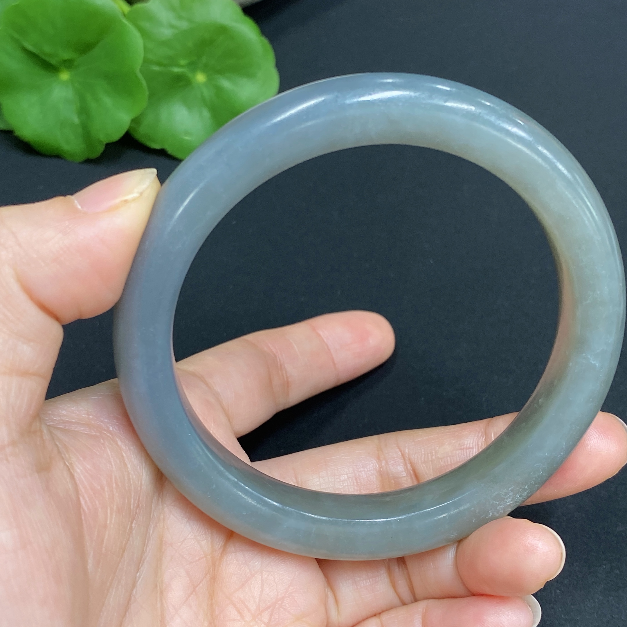 H32771658 Hetian Jade Round Bracelet Size 59.7 Total Weight Approx. 50.2g