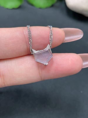 F17922372 Jadeite Inlaid Piece Chain Not Gold Main Body 18k Total Weight Including Chain Approx. 3.11g