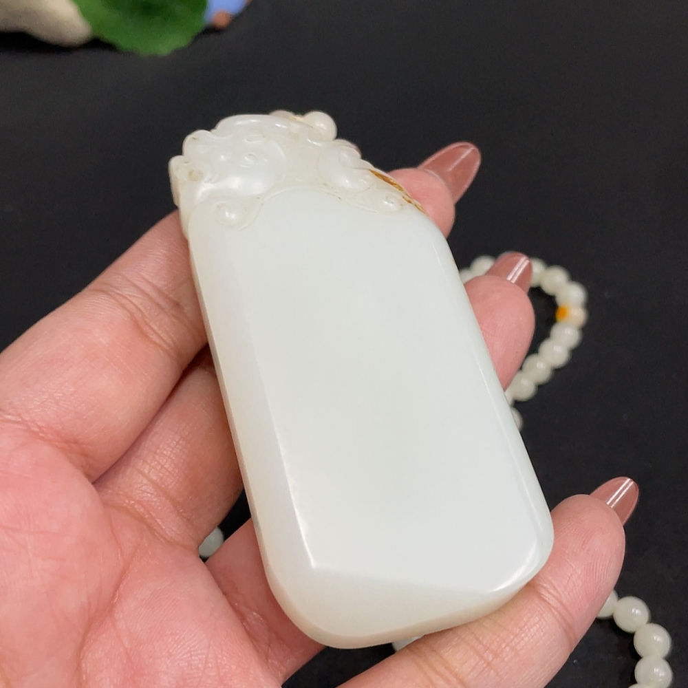 H34054782 Hetian Jade Pendant Antique-style Plaque Undetermined Skin Color Formation Total Weight Approx. [Including Chain] 125.1g