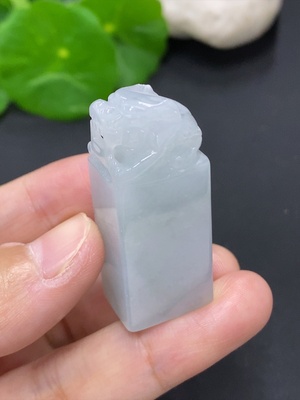 F41927831 翡翠貔貅印章 货品总重约24.9克