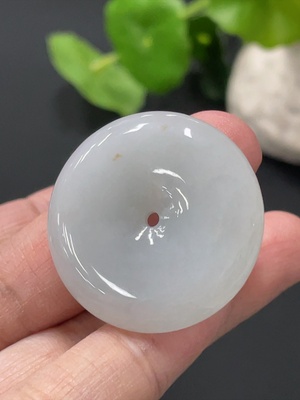 F34076810 Jadeite Safety Buckle Pendant Total Weight About 12.87g