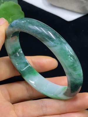 F34045626 Jadeite Round Bangle, Total Weight Approximately 54.68g, Contains Other Mineral Components, Size 59