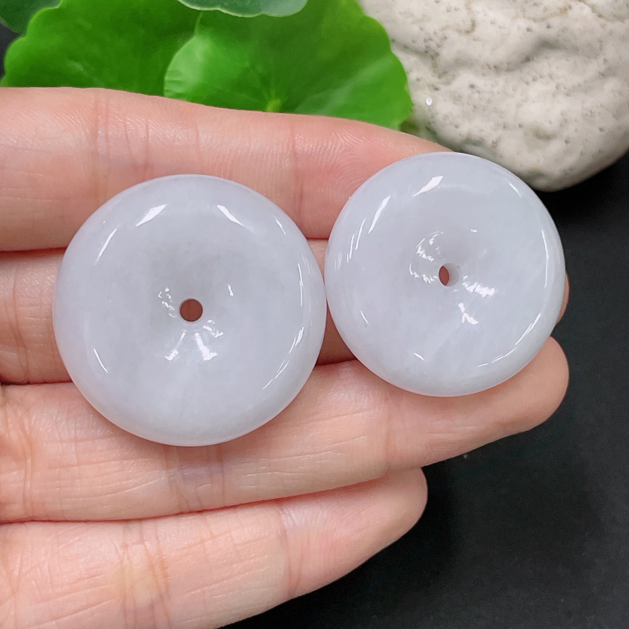 F33893164 Jadeite Pendant Sell as a Lot