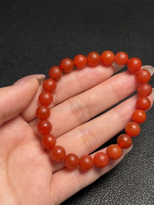 C34992348 South Red Agate Bracelet with Visible Organic Matter, Total Weight Approx. 17.2g, Size About 7.8mm