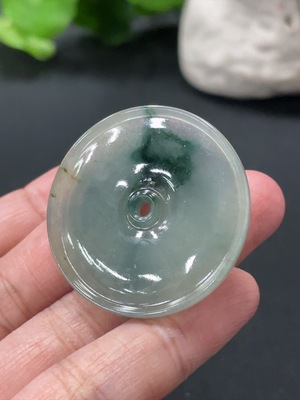 F33875059 Jadeite Pendant Peace Knot, Total Weight Approximately 8.15g