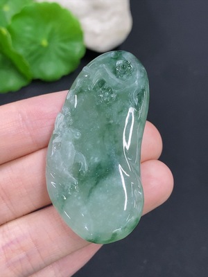 F46555707 翡翠一路有你挂件 货品总重量约22克