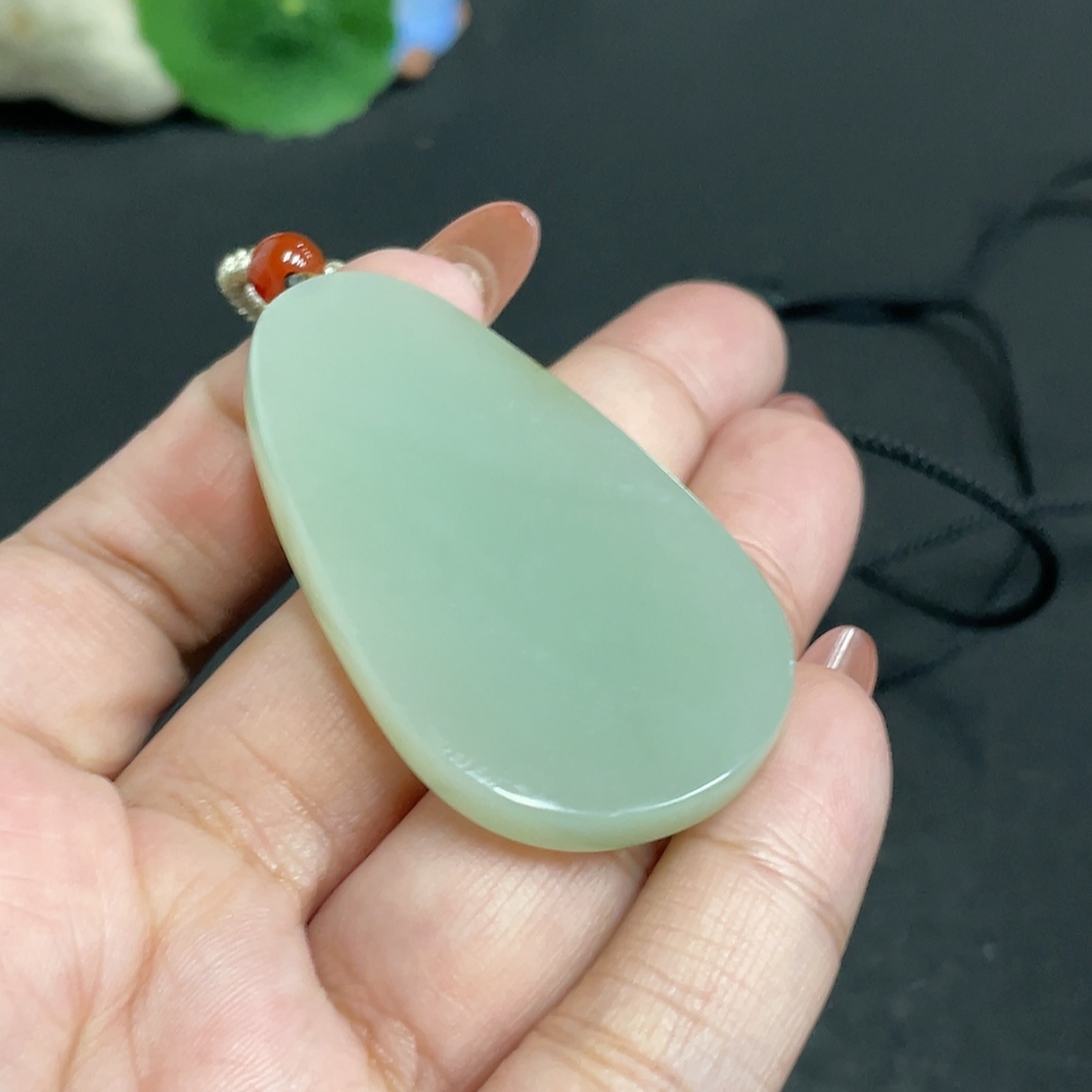 H34010532 Hetian Jade Pendant, Plain Pendant