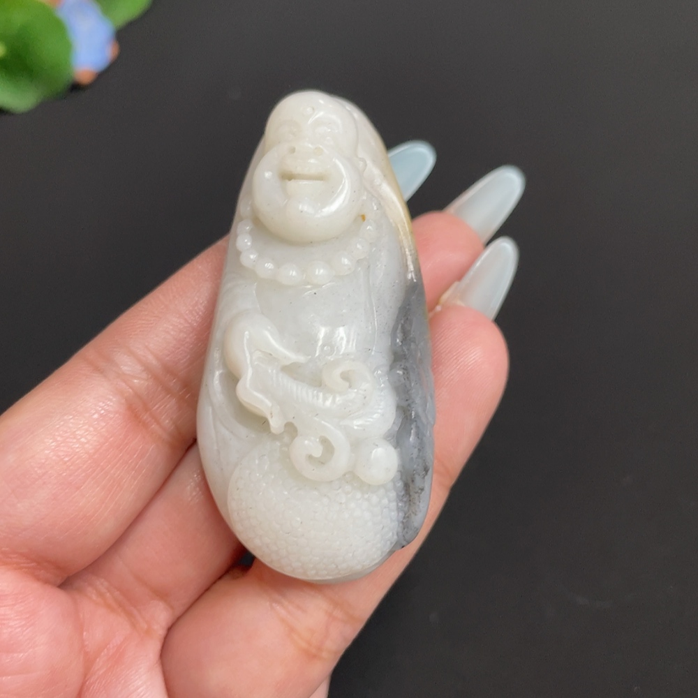 H31598645 Hetian Jade Pendant - Buddha Figure - Undetermined Skin Color Origin - Total Weight Approx. 46.4g