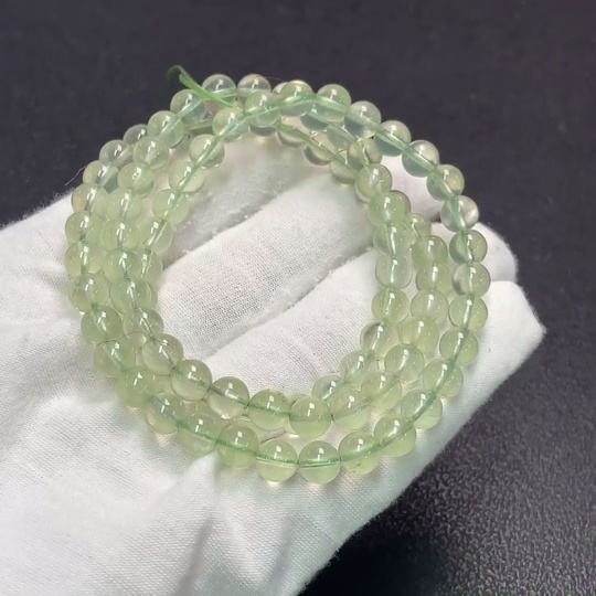C33890776 Prehnite Bead Strand Total Weight Approx. 36.72g Size About 6.3mm