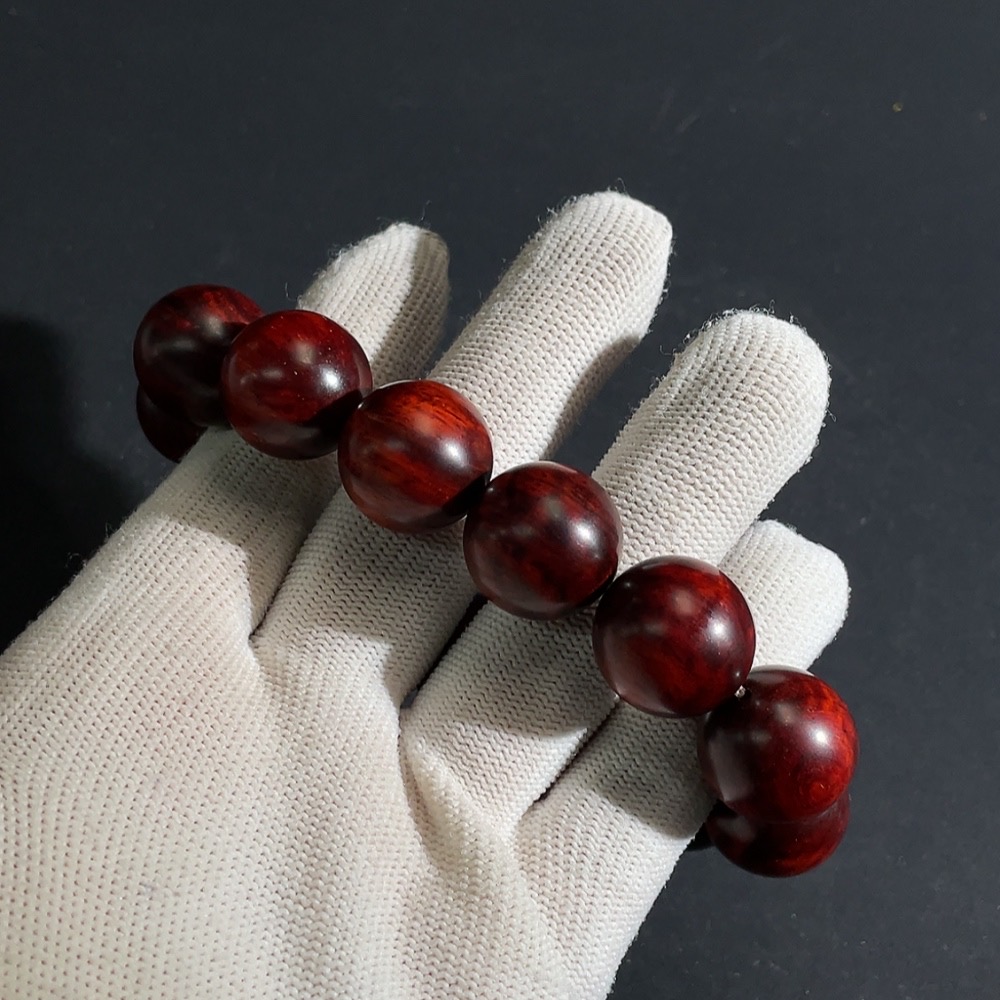 W26982535 Small-Leaf Sandalwood Sandalwood Bracelet Total Weight Approx. 48.60g Size About 18.0mm