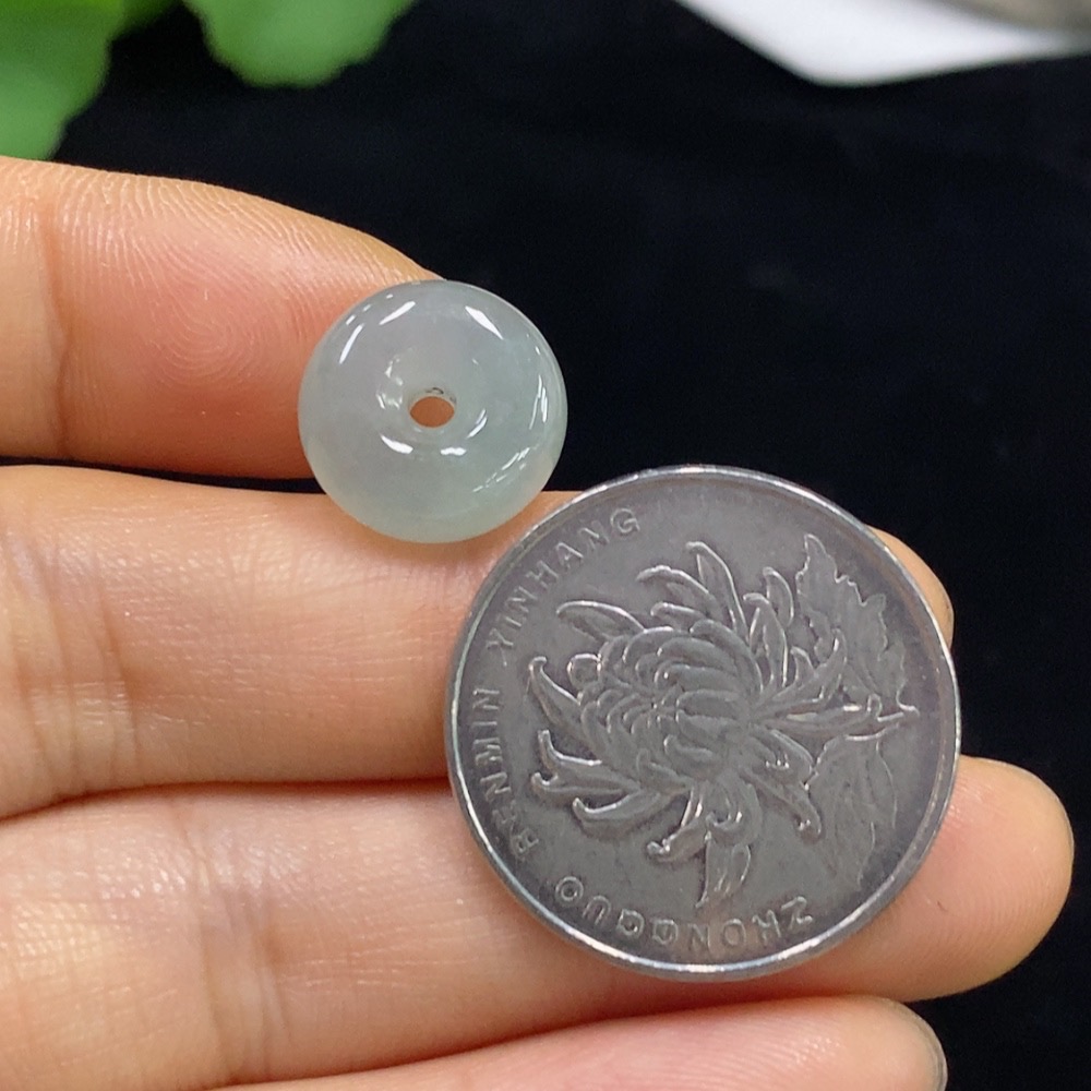 F33928985 Jadeite Safety Buckle Pendant, Total Weight Approx. 2.28g