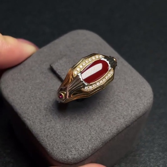 C30536150 South Red Agate Inlaid Ring 18K Gold Size 20 Total Weight Approx. 5.42g Non-Diamond