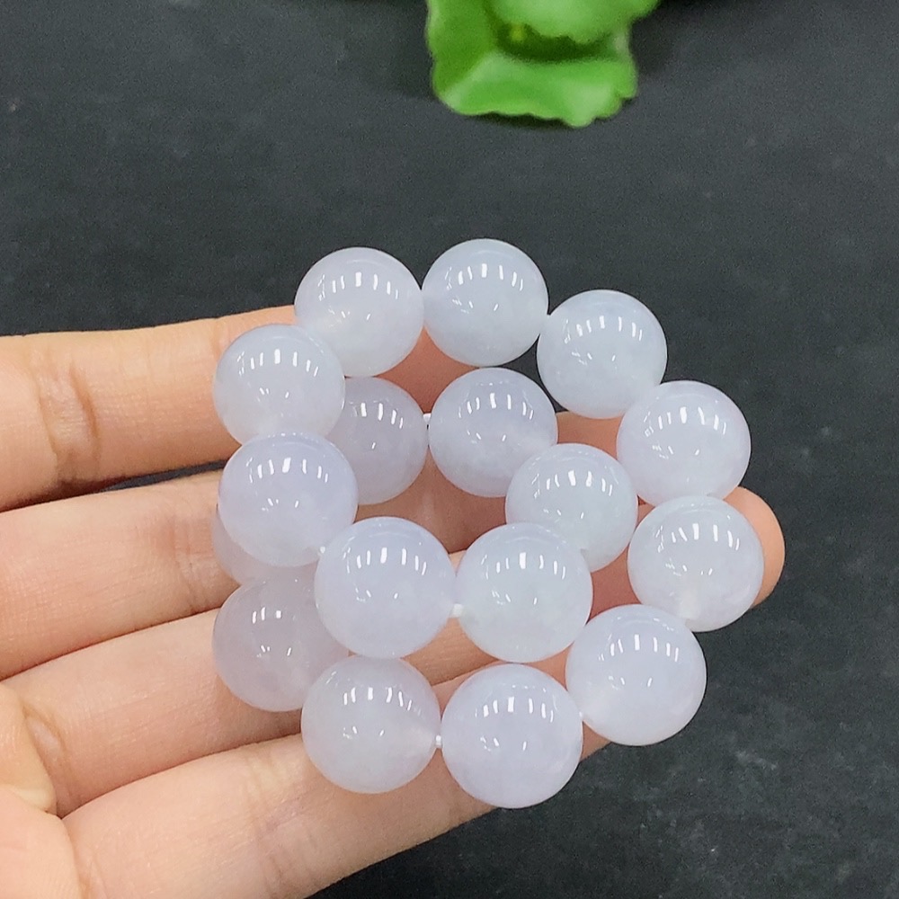 F31605290 Jadeite Bracelet approx. 12mm, total weight approx. 51.76g