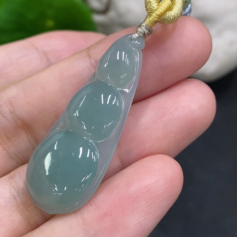 F34000060 Jadeite Pendant Bean with Cord Total Weight Approx. 8.13g