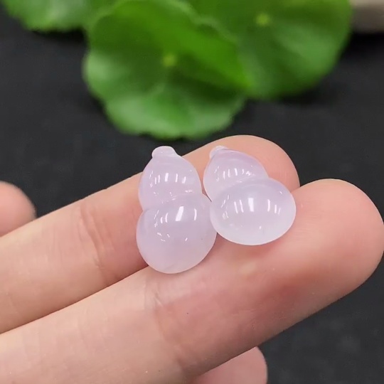 F34964548 Jadeite Gourd Inlaid Pieces Sell as a Lot