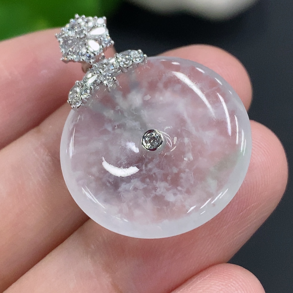 F26007044 Jadeite Safety Buckle with 18K Gold Buckle Head, Total Weight Approximately 4.5g