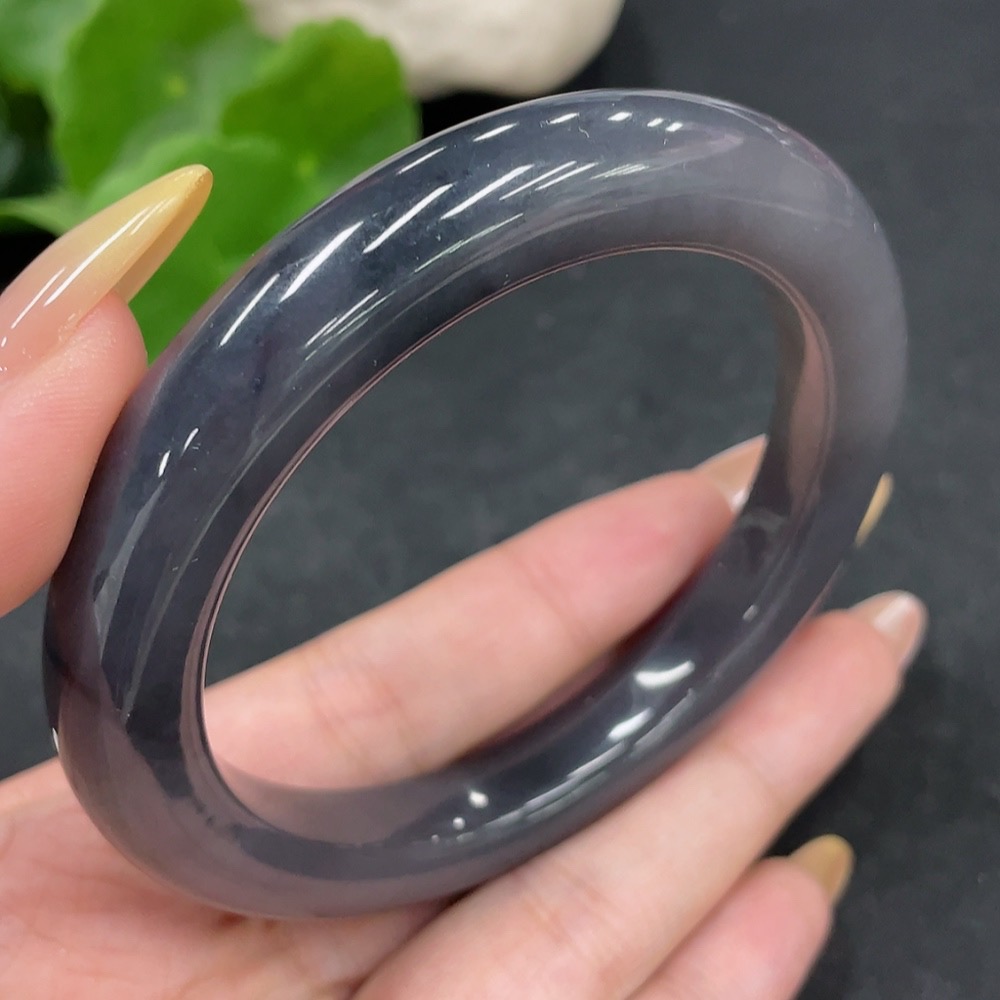 H31664486 Hetian Jade Round Bracelet Size 60.8 Total Weight Approx. 86.3g