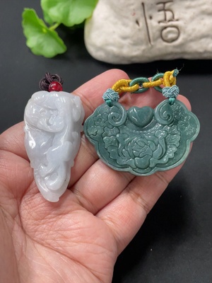 F34018291 翡翠挂件 一叶乘龙 花开富贵